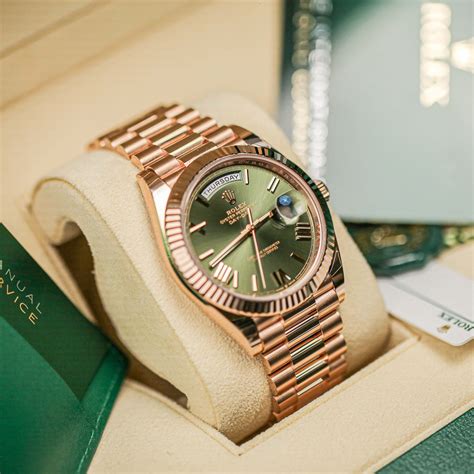 day date everose gold rolex price|rolex day date 40 228235.